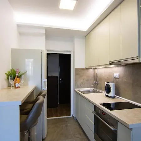 Sava Centar-arena, Ema Apartment