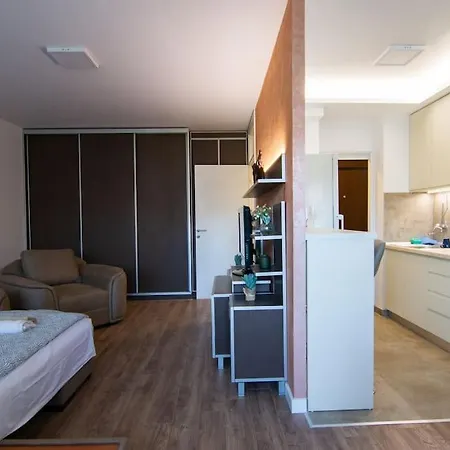 Apartment Sava Centar-arena, Ema *